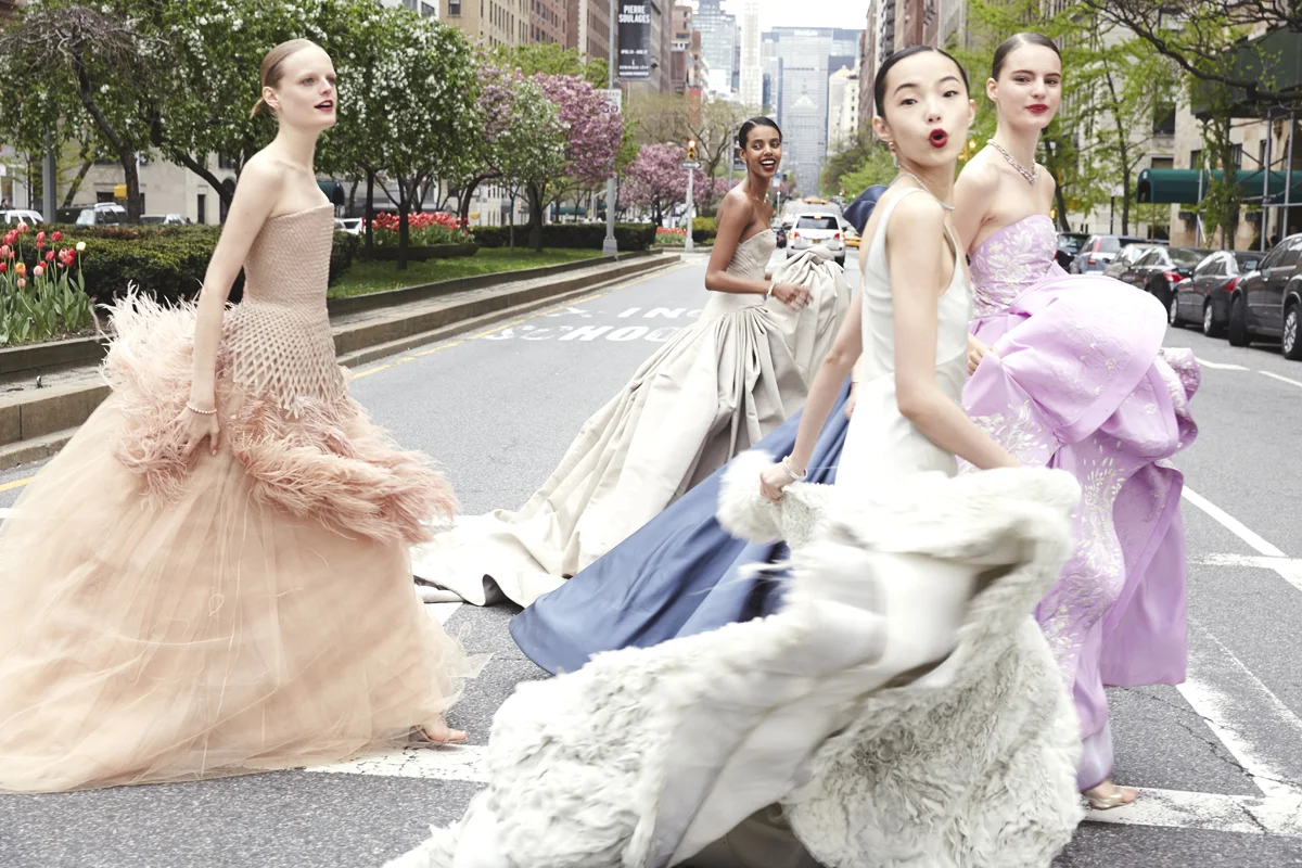 5-met-gala-ball-gowns-cass-bird-10_093130940014-1.jpg