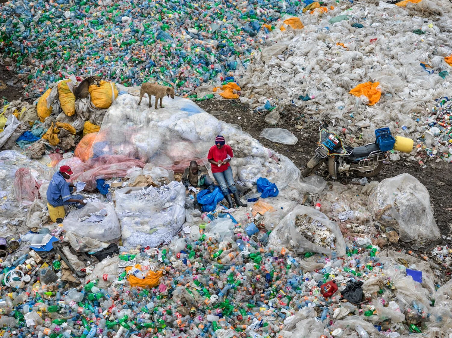 Dandora Landfill #4, Plastics Recycling, Nairobi, Kenya, 2016