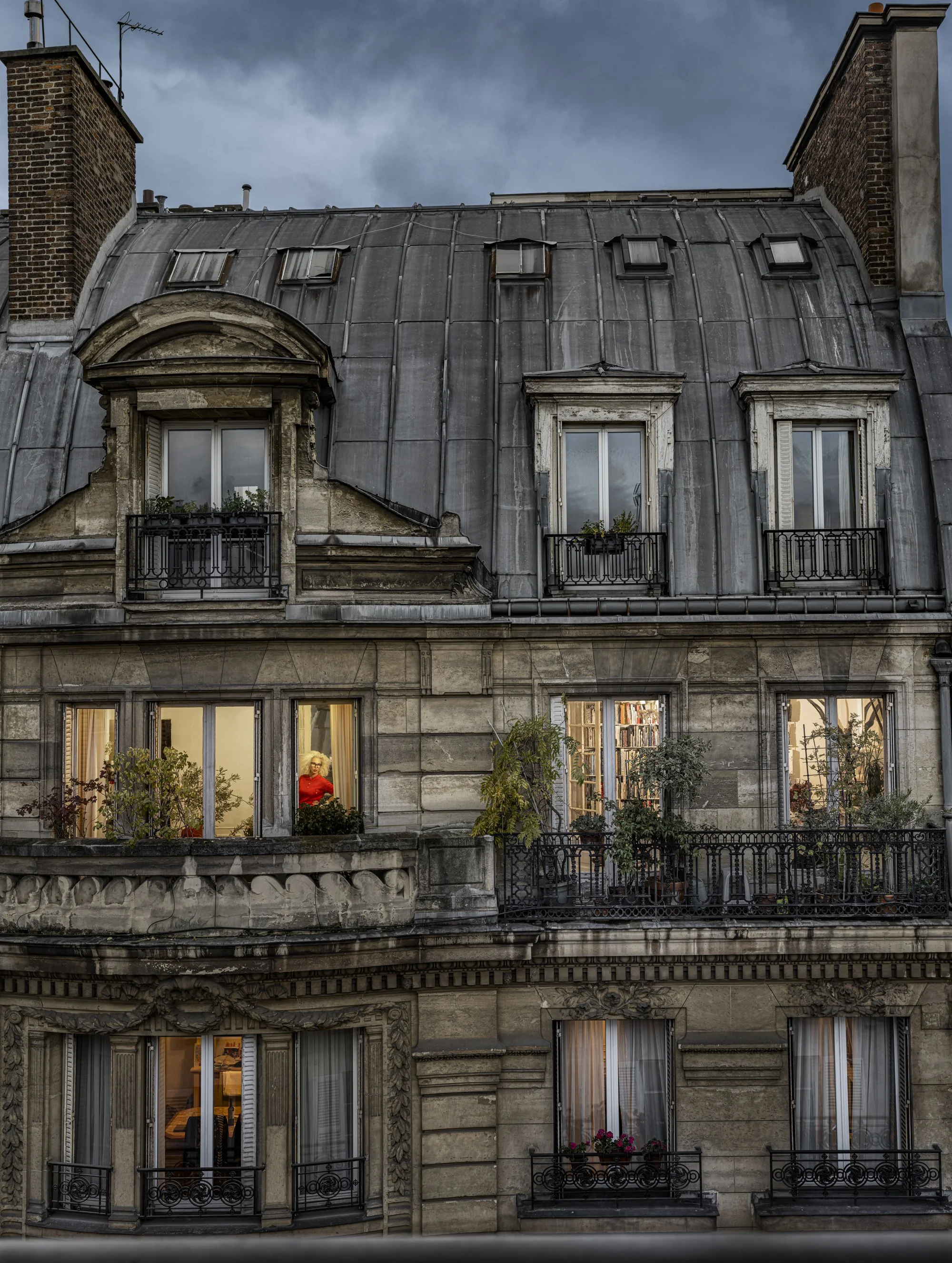 Red Shirt, Blonde Hair, Books, Rue du Château d'Eau,Paris, 75010, 2025