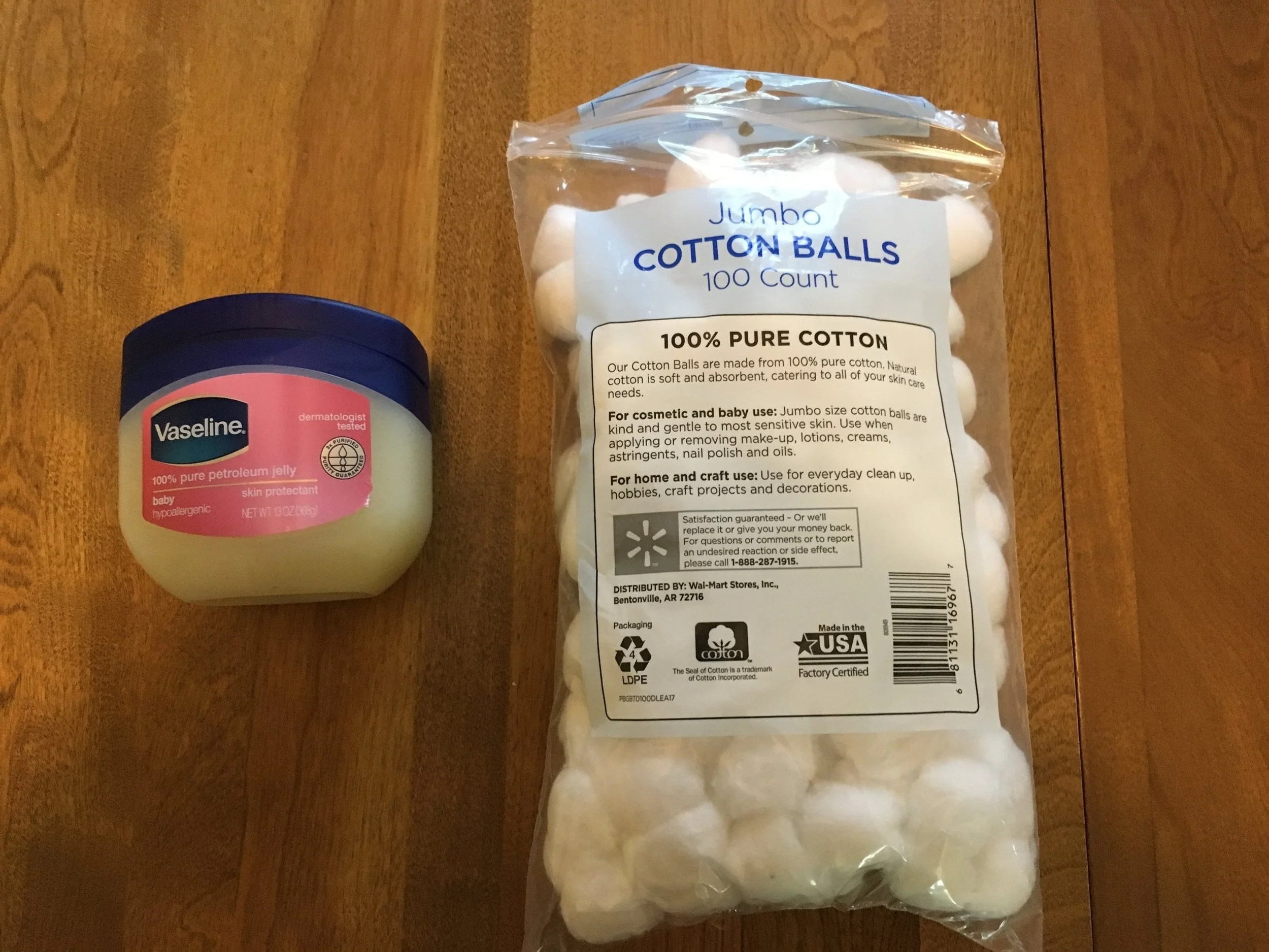  A waterproof firestarting combo 