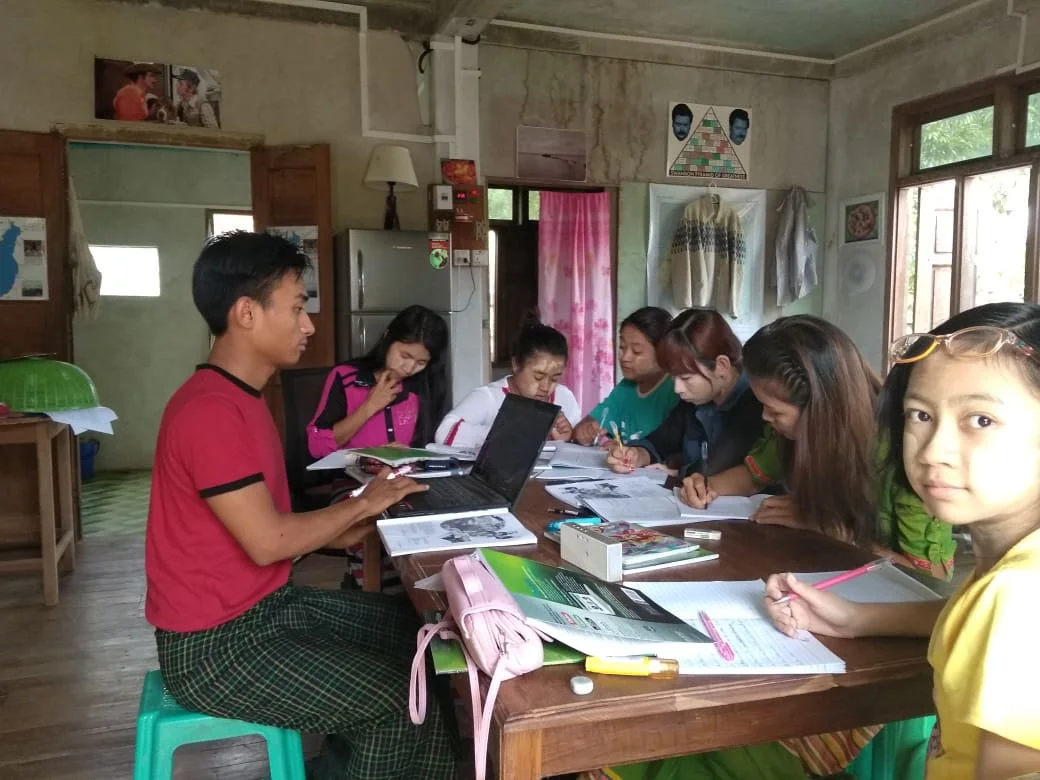 Sut Mai Aung teaching the students