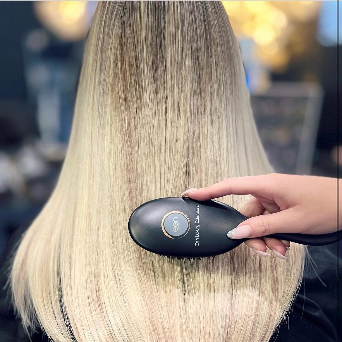 ZEN LUXURY EXTENSIONS ⚡️ 
 
100% human hair . 🤍
Tape . 🤍
Keratin prebonds . 🤍 
Clip in . 🤍 

To find out more about @zenluxuryextensions_ie  book in for your free consultation in ,
📍MERRION ROW
📍GRAND CANAL 

@bozena_sarek_hairdressing