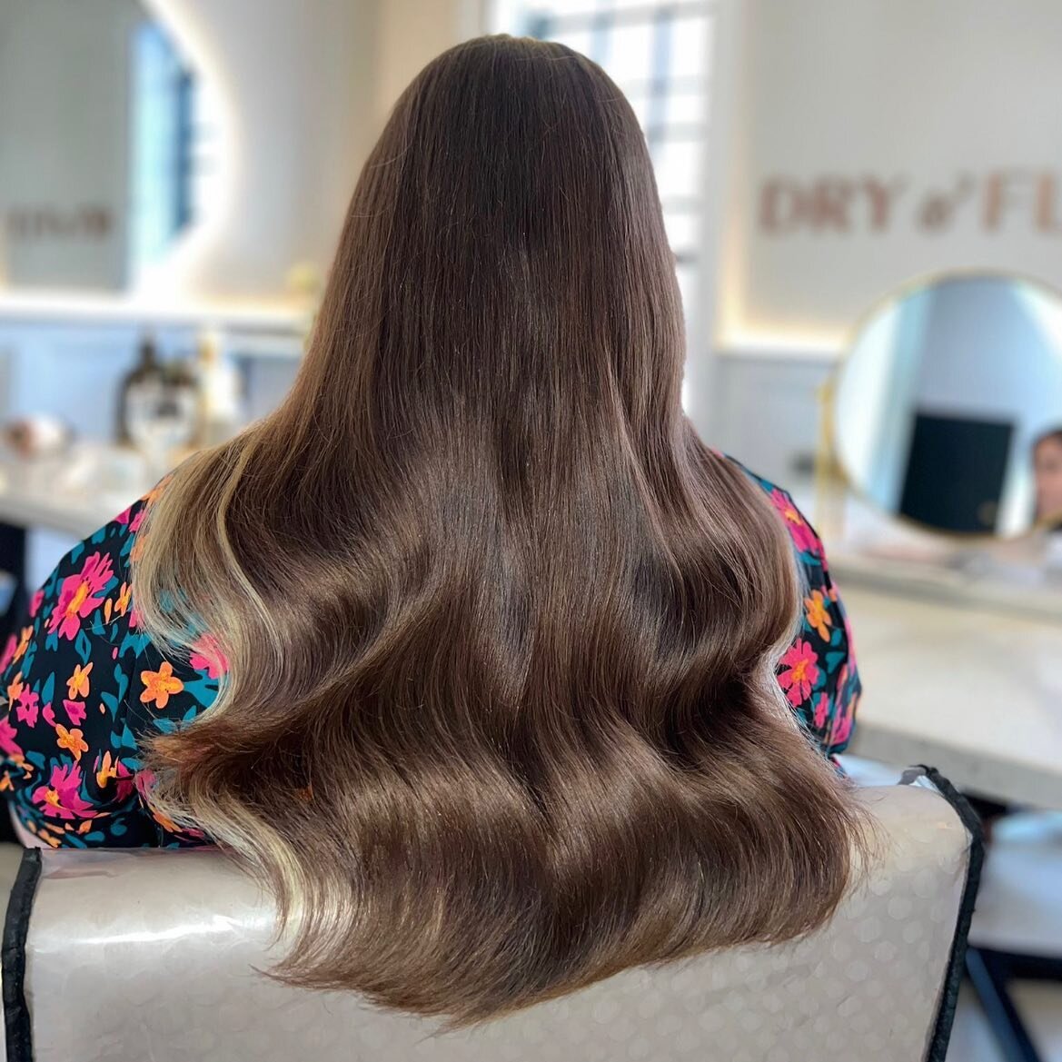 Beautiful Brunettes 🤎 

Colour by @bozena_sarek_hairdressing ❤️ 

📍Grand Canal 
📍Merrion Row 

Don&rsquo;t forget we have 20% off all services this week including colour 💗