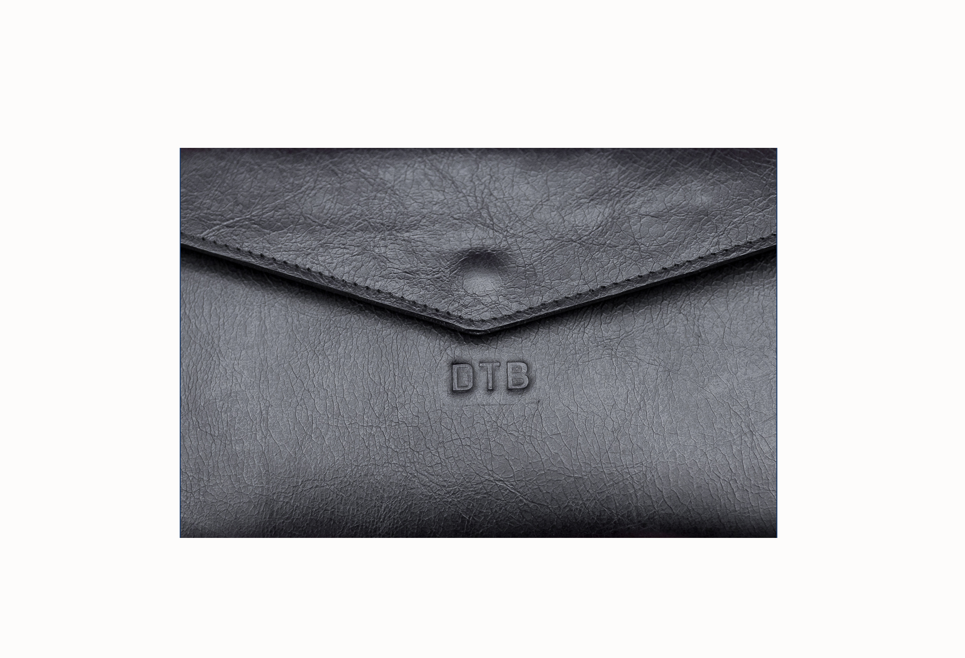 DoubleTroubleBologna-BAG-3-cornice.png