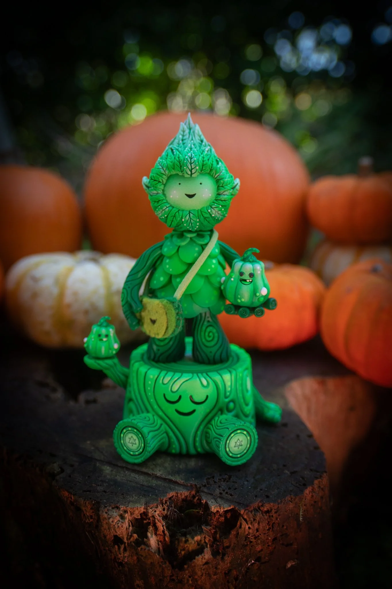 Tree Spirit & Tree Stump - Green Gourd 1/1