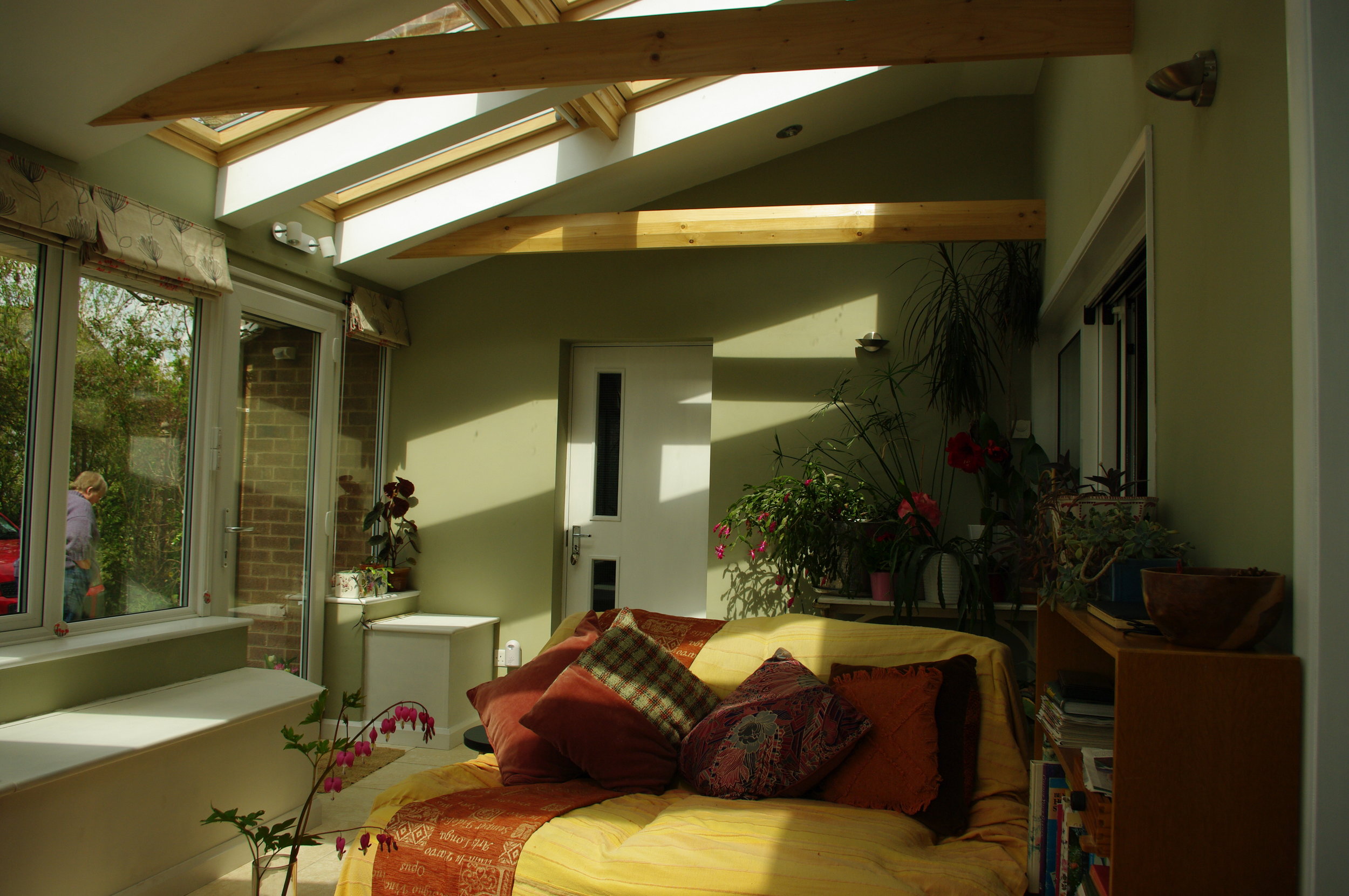 Sun Lounge Interior - Solar Suburban House - Hull Architects - Samuel Kendall Associates