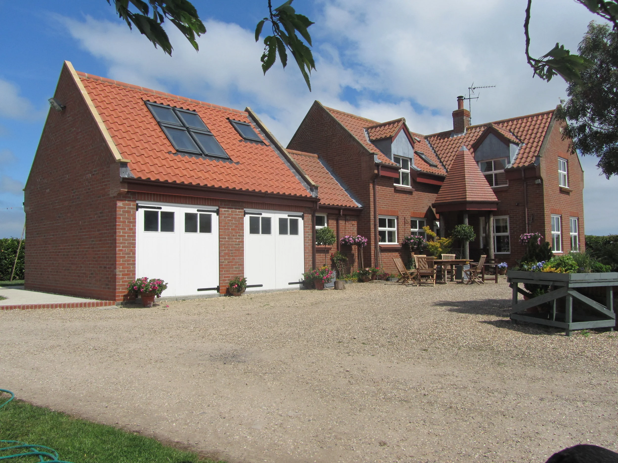Nunkeeling House Exterior 01 - East Yorkshire Architects - Samuel Kendall Associates