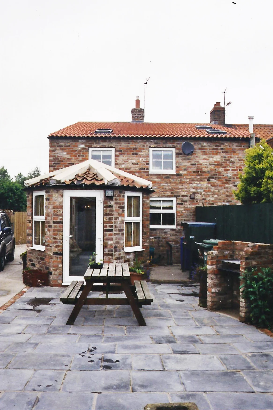 Davnic Cottage Construction 2 - Driffield Architects - Samuel Kendall Associates.jpg