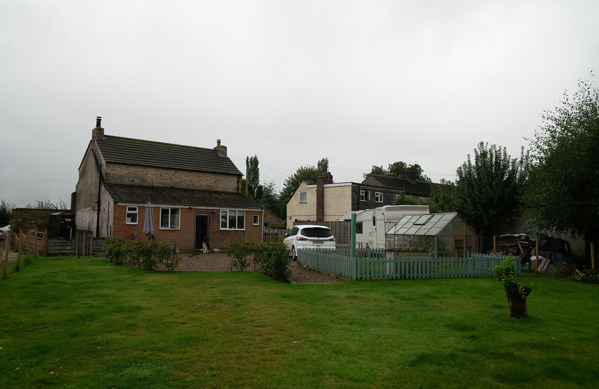 Previous Garden Exterior - Twin House - Broomfleet Architects - Samuel Kendall Associates