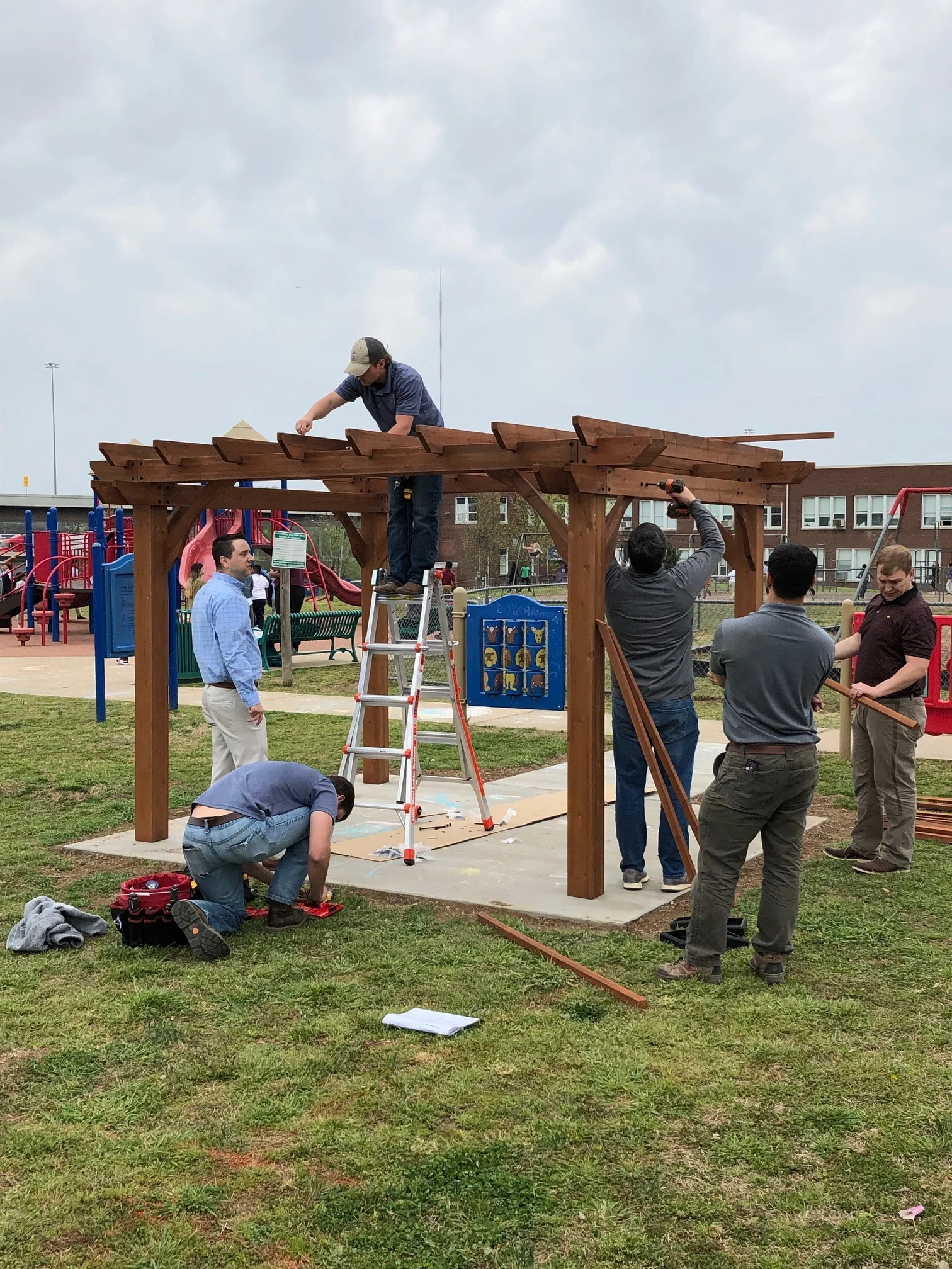 pergola 1.jpg