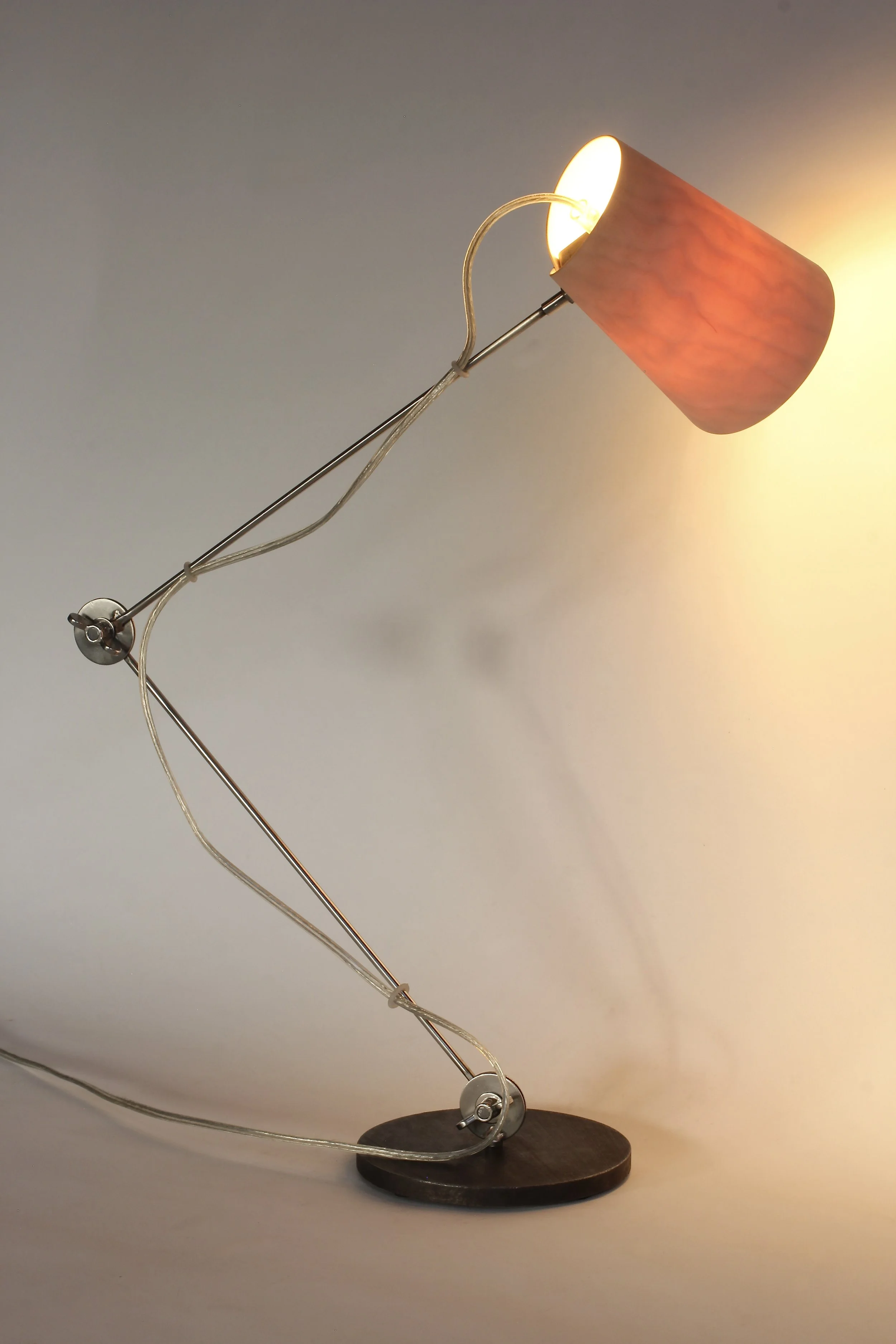 POISE LIGHT