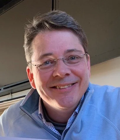 Olivier is a Senior Vice President at IDEXX, overseeing the company’s Water, Livestock and OPTI Medical businesses, including their Covid19 partnership with Maine’s CDC. Prior to joining IDEXX, he worked with The Boston Consulting Group in The Nether