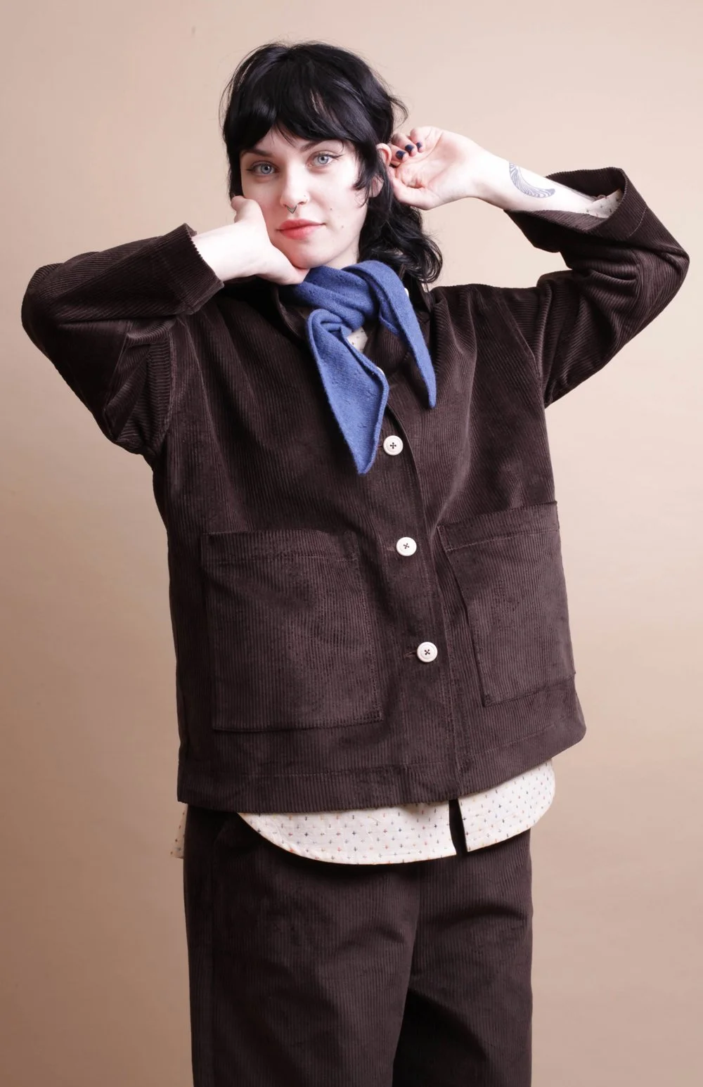 Nadinoo_Coffee_corduroy_workers_Jacket_3.jpg
