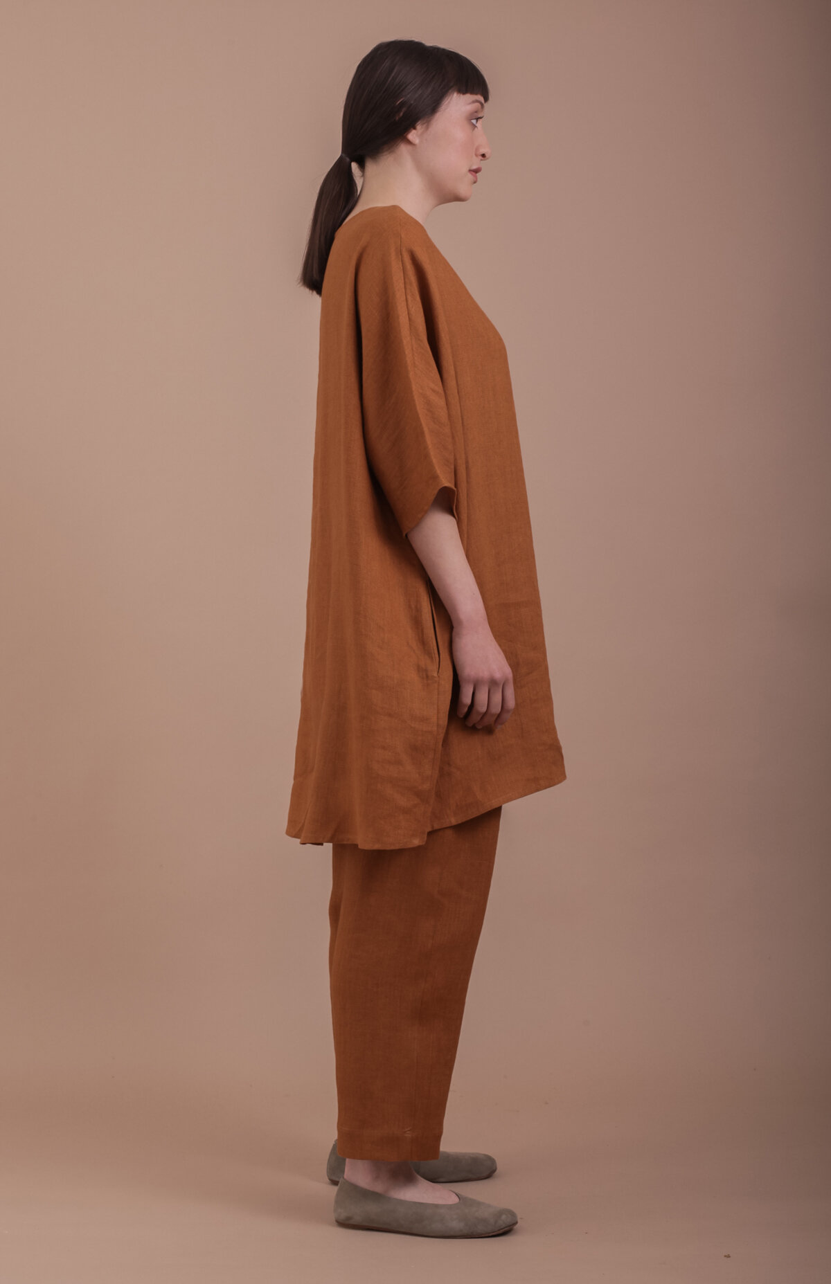 Nadinoo_breath-easty_tunic_nutmeg_10.jpg