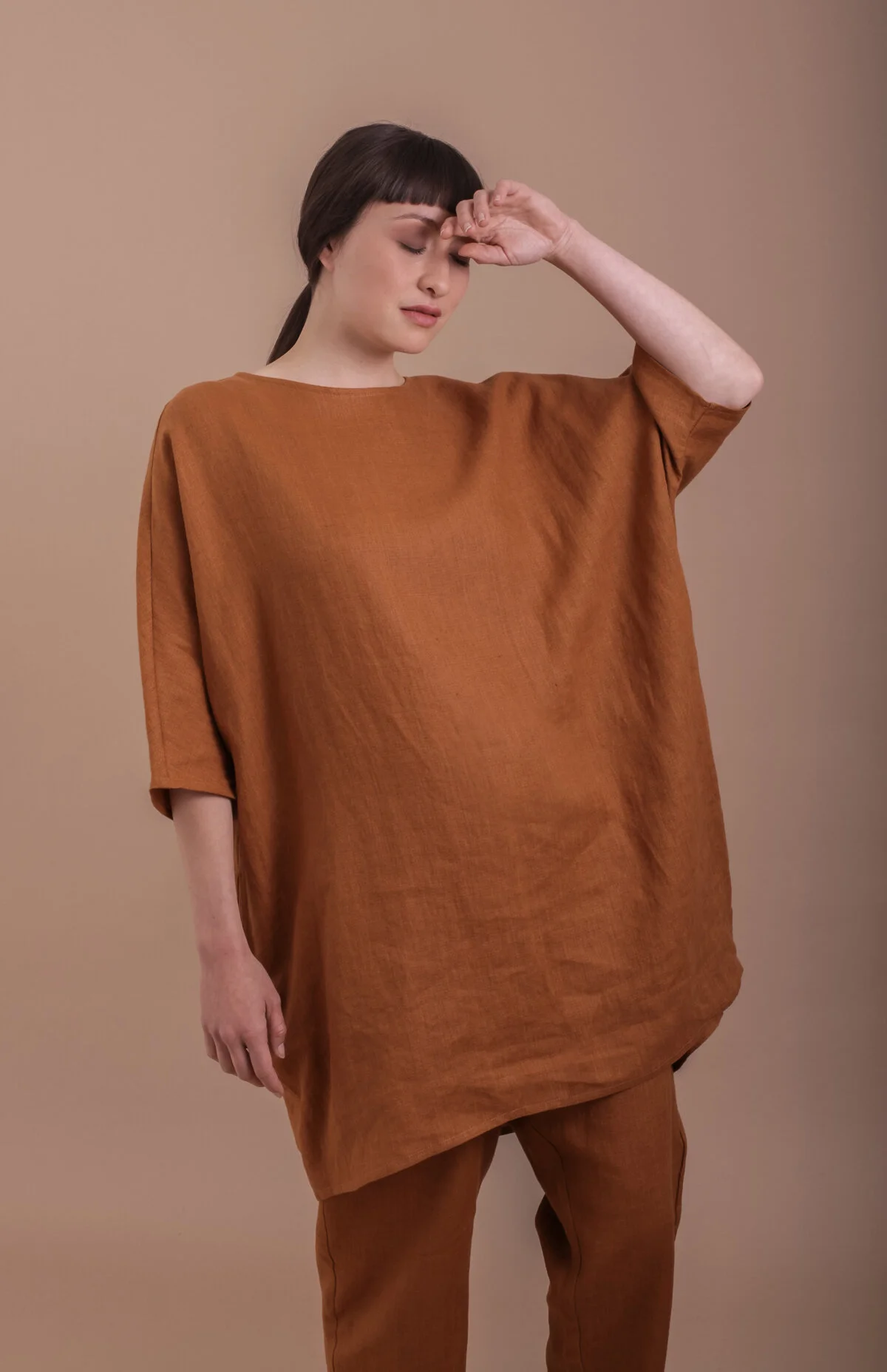 Nadinoo_breath-easty_tunic_nutmeg.jpg