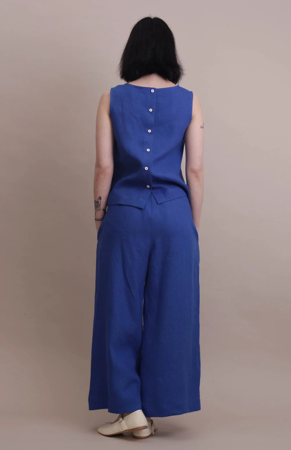Nadinoo_Longer_Breath easy_trousers_cobalt_5.jpg