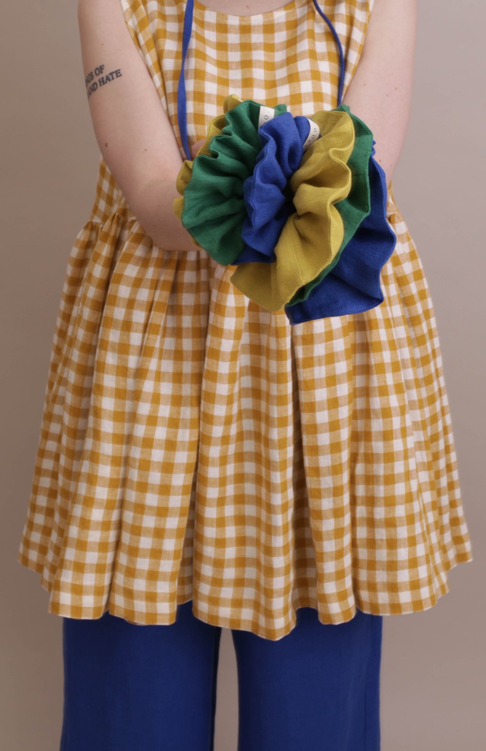 Nadinoo_scrunchie_cobalt_green_mimosa.jpg