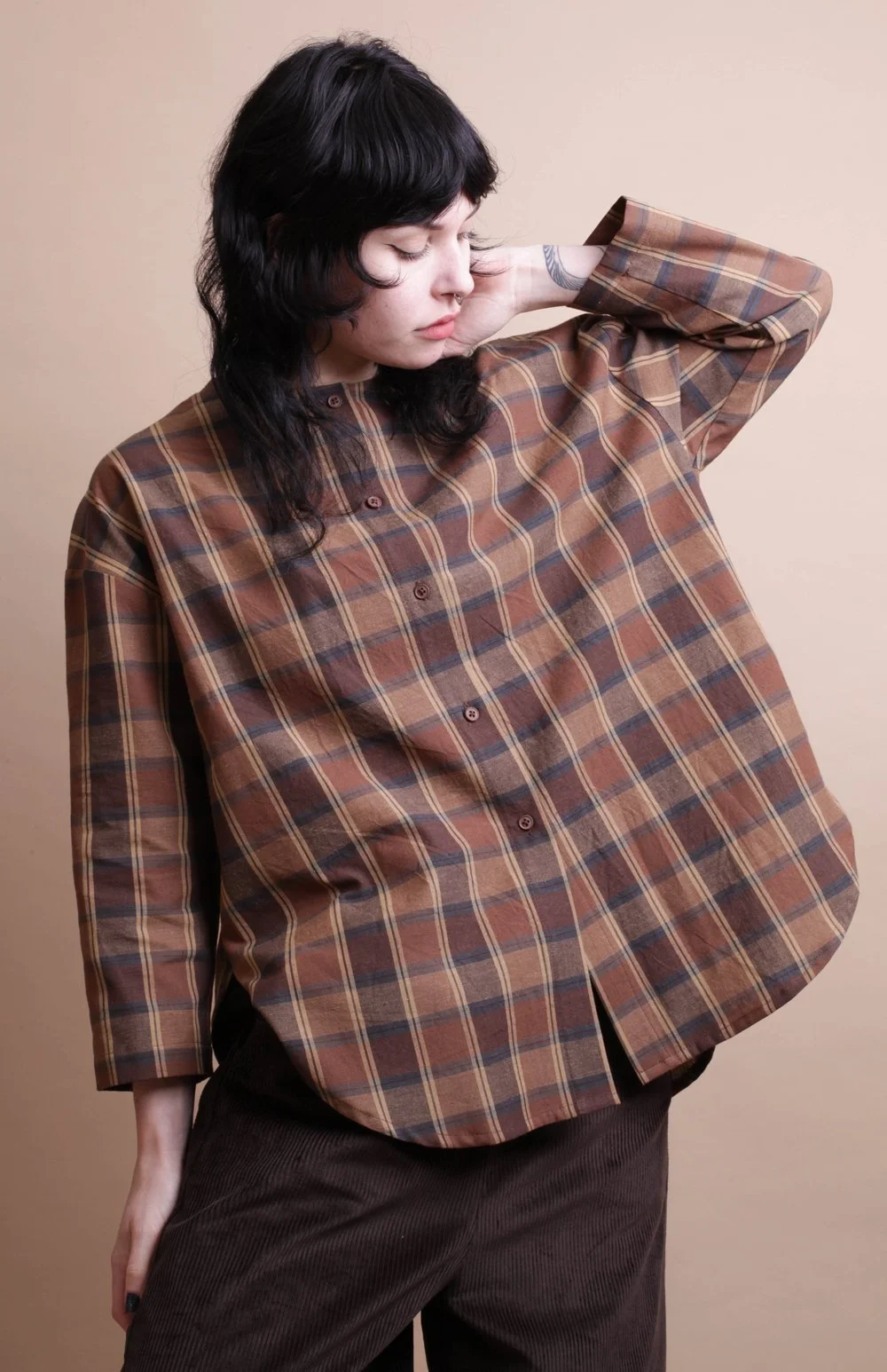 Nadinoo_coffee_Plaid_shirt_14.jpg