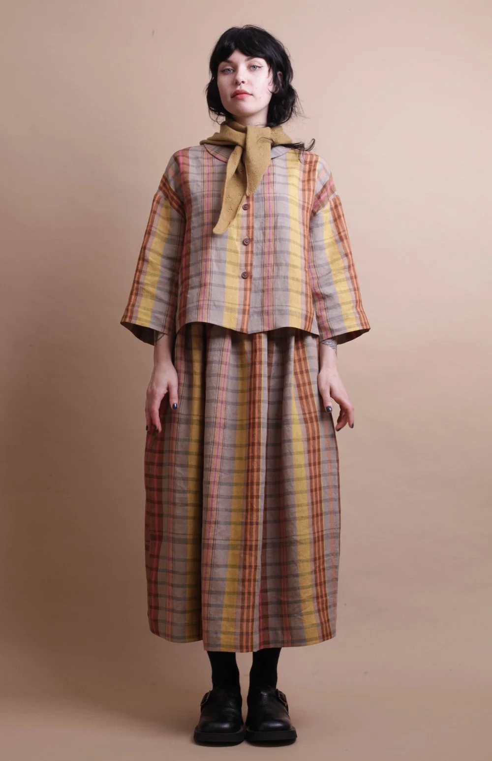 Nadinoo_grey_plaid_town_shirt_17.jpg