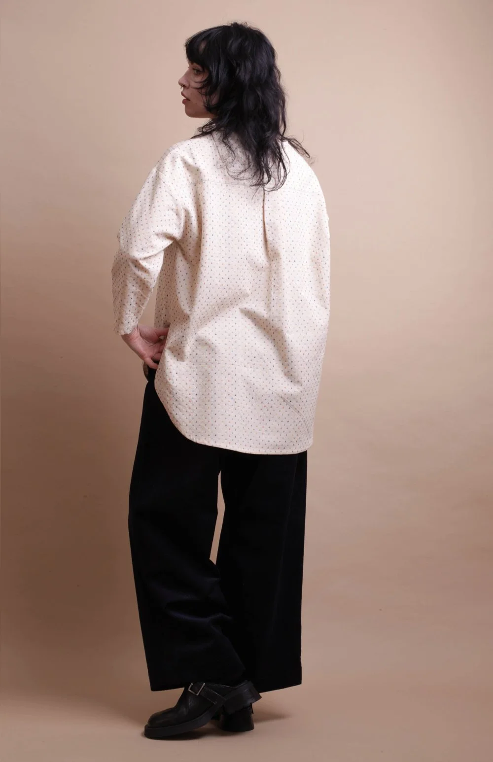 Nadinoo_Ecru_cross_stitch_shirt_18.jpg