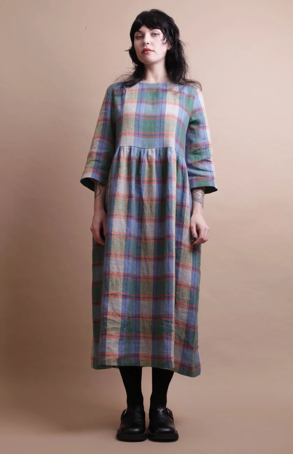 Nadinoo_blue_green_plaid_dress_5.jpg