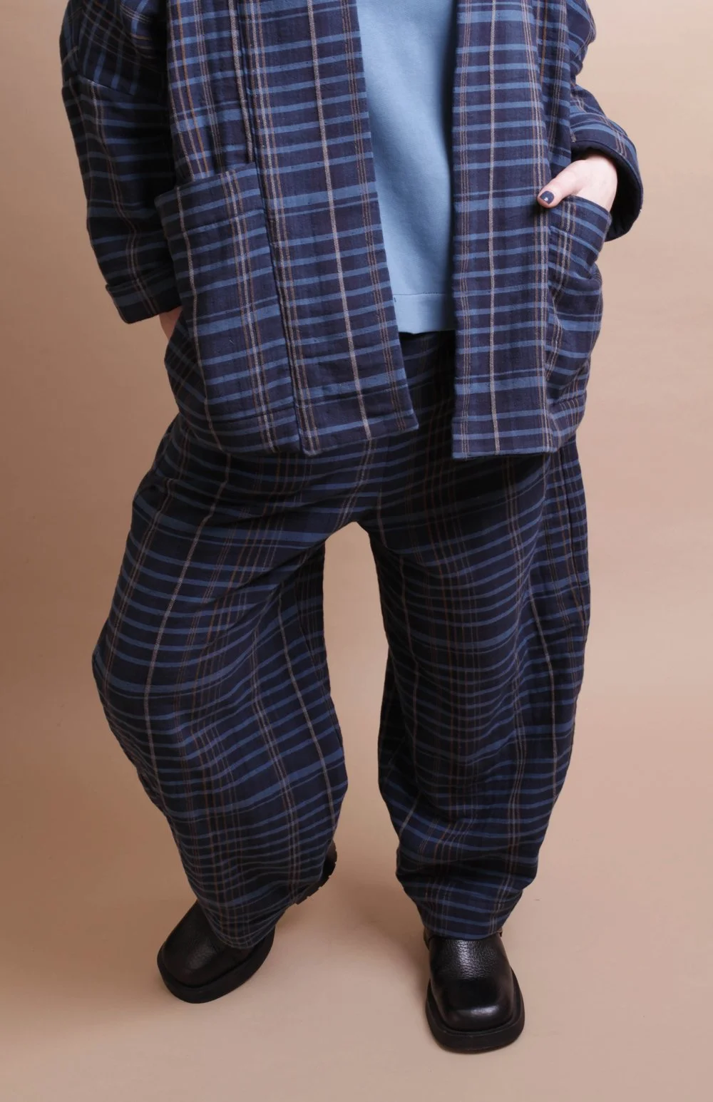 Nadinoo_blue_Plaid_padded_Cardi_12.jpg