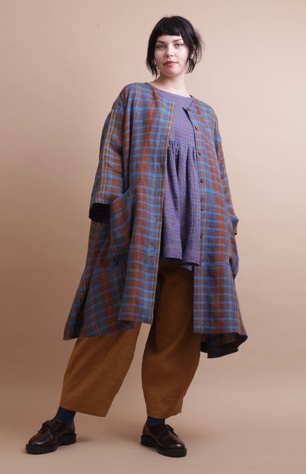Nadinoo_Trapeze_jacket_Brown_Blue_plaid_19.jpg