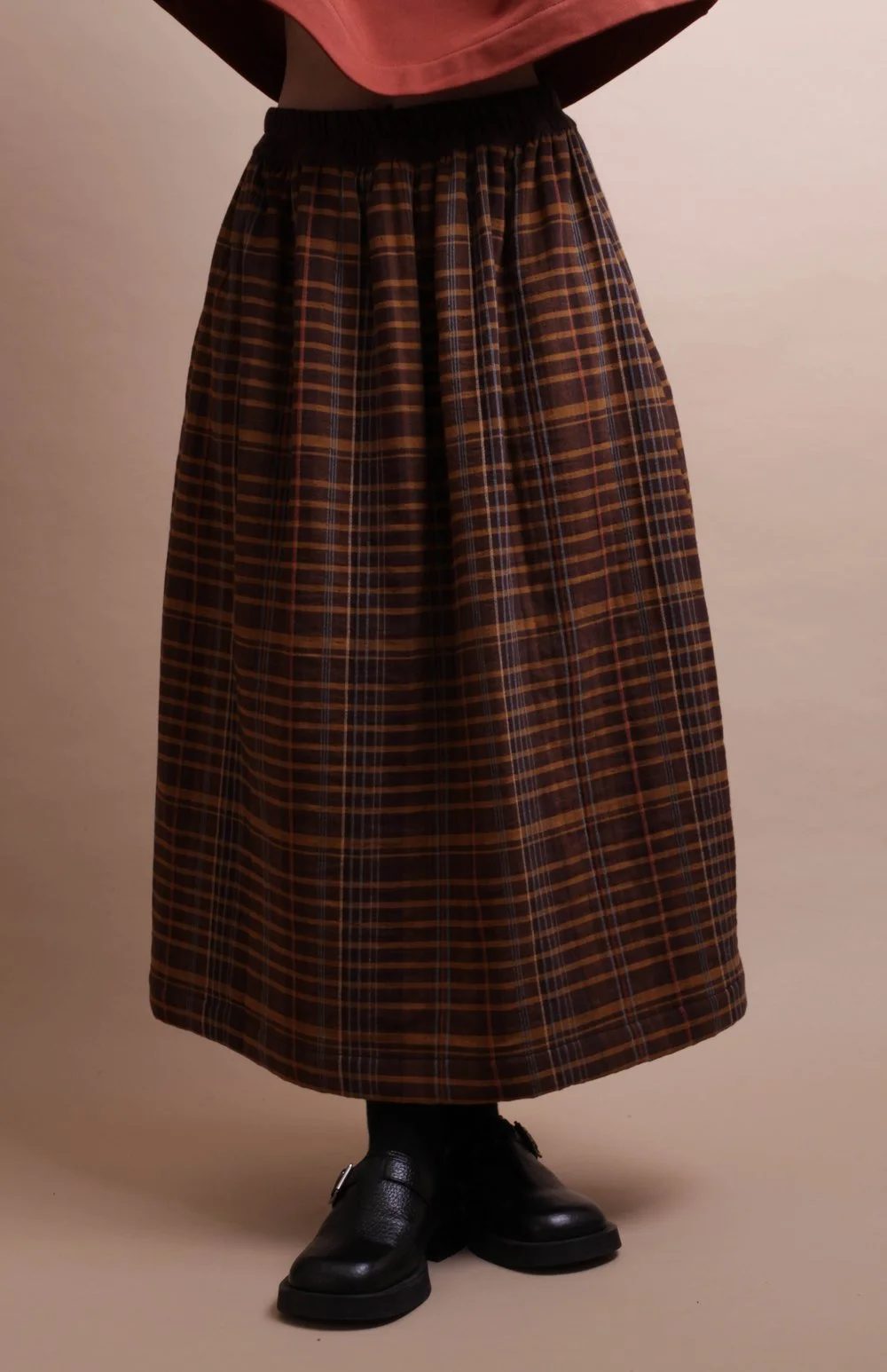 Nadinoo_Coffee_Plaid_padded_skirt_10.jpg