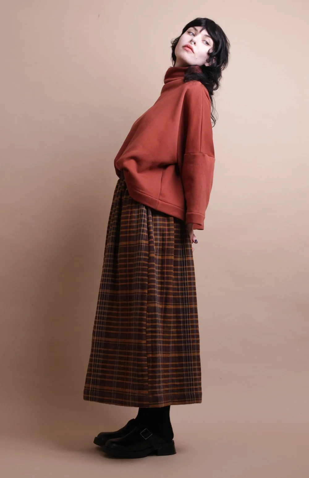 Nadinoo_rust_Painters_fleece_20.jpg