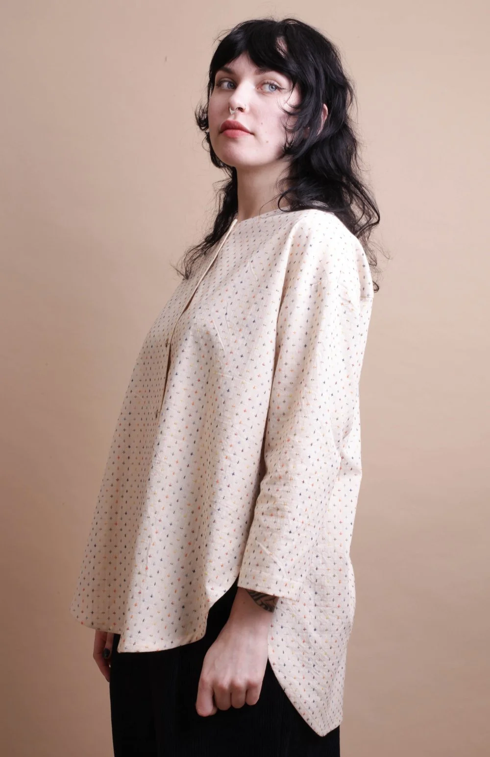 Nadinoo_Ecru_cross_stitch_shirt_23.jpg