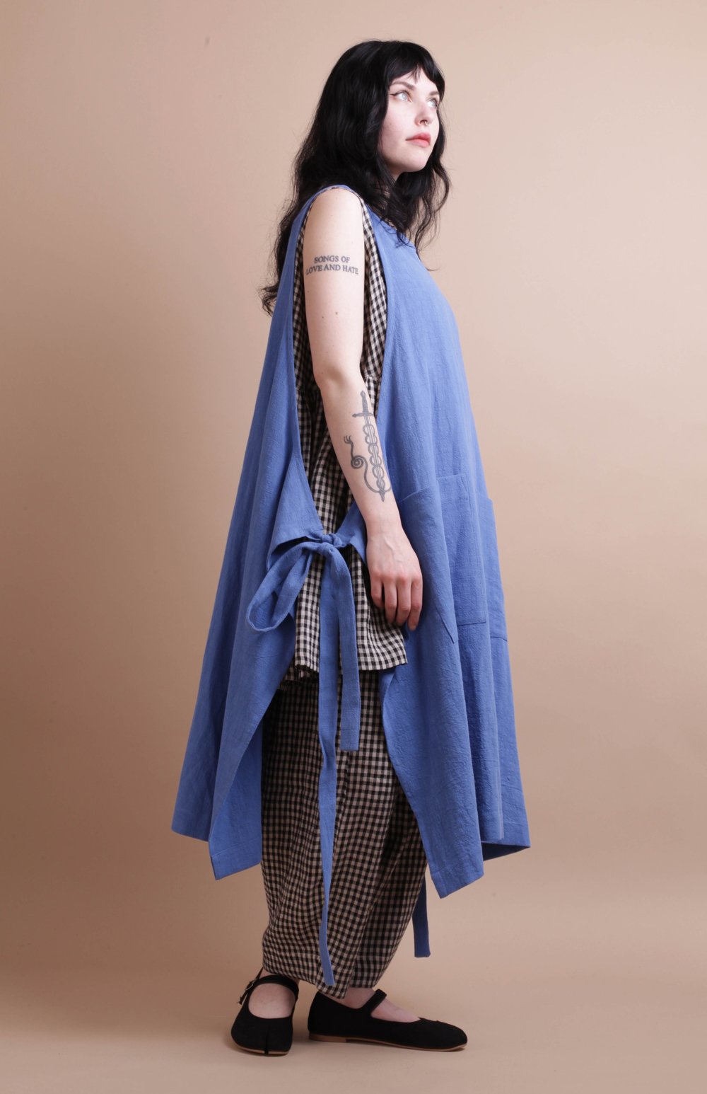 Nadinoo_Mid_Artist_Pinafore_Cornflower_29.jpg