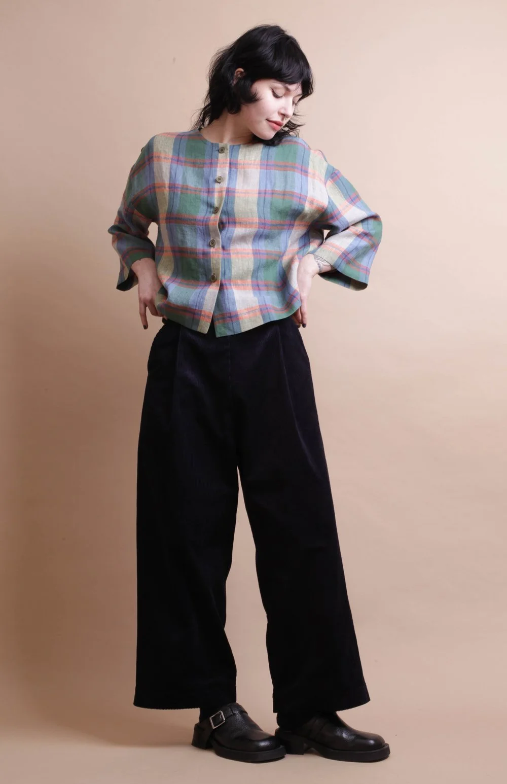 Nadinoo_blue_green_plaid_shirt_13.jpg