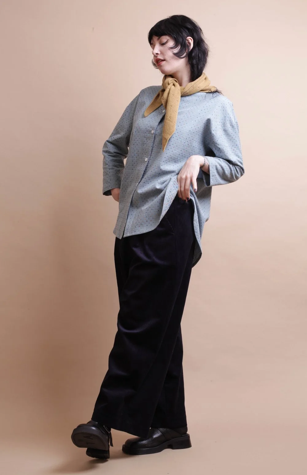 Nadinoo_blue_cross_stitch_shirt_25.jpg