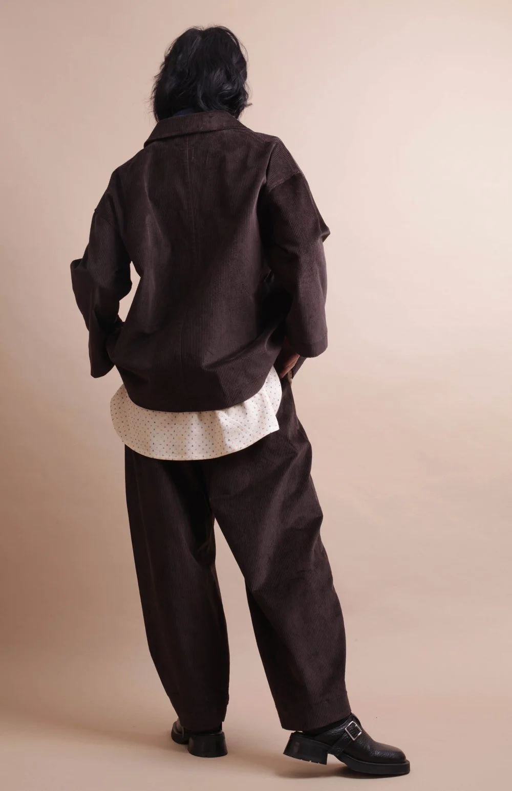 Nadinoo_Coffee_corduroy_balloon_trousers_8.jpg