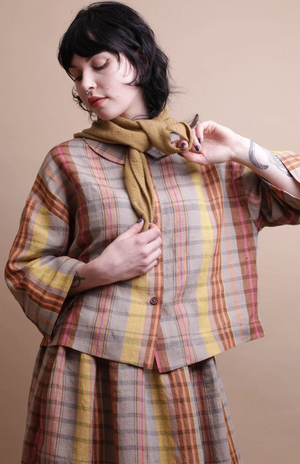 Nadinoo_grey_plaid_town_shirt_15.jpg