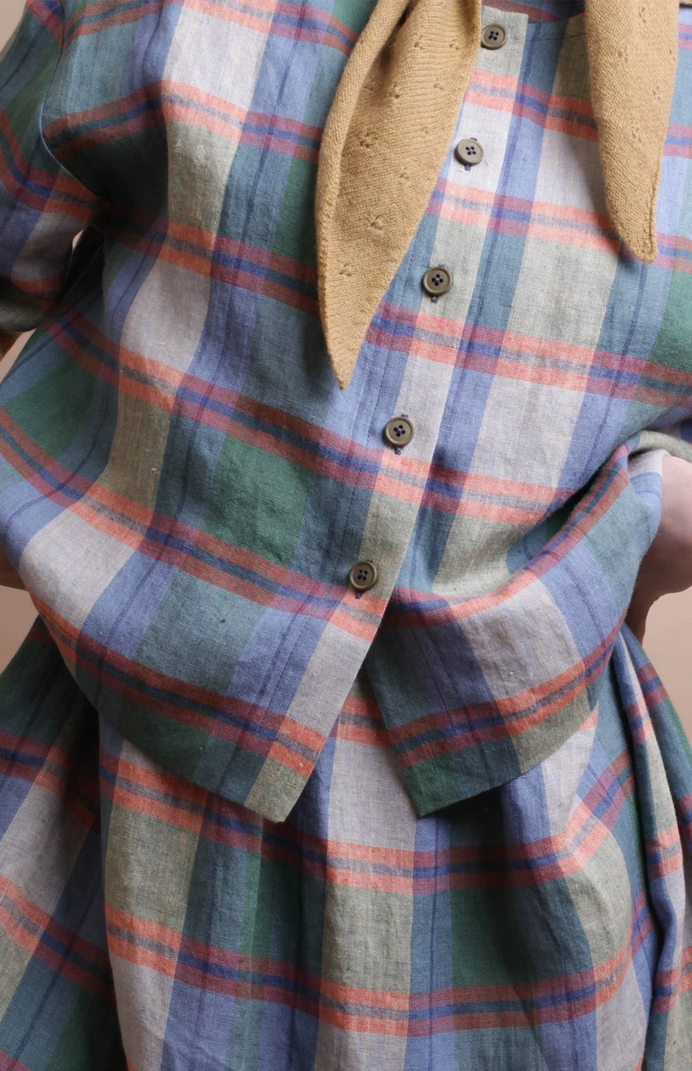 Nadinoo_blue_green_plaid_shirt_7.jpg