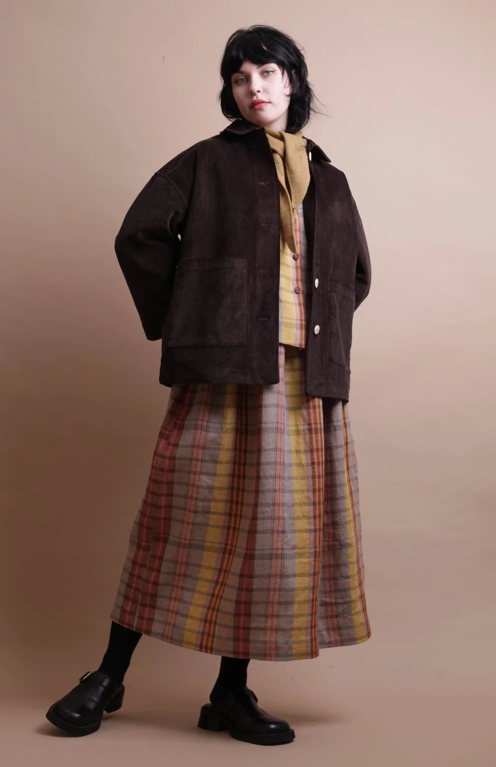 Nadinoo_Coffee_corduroy_workers_Jacket_20.jpg