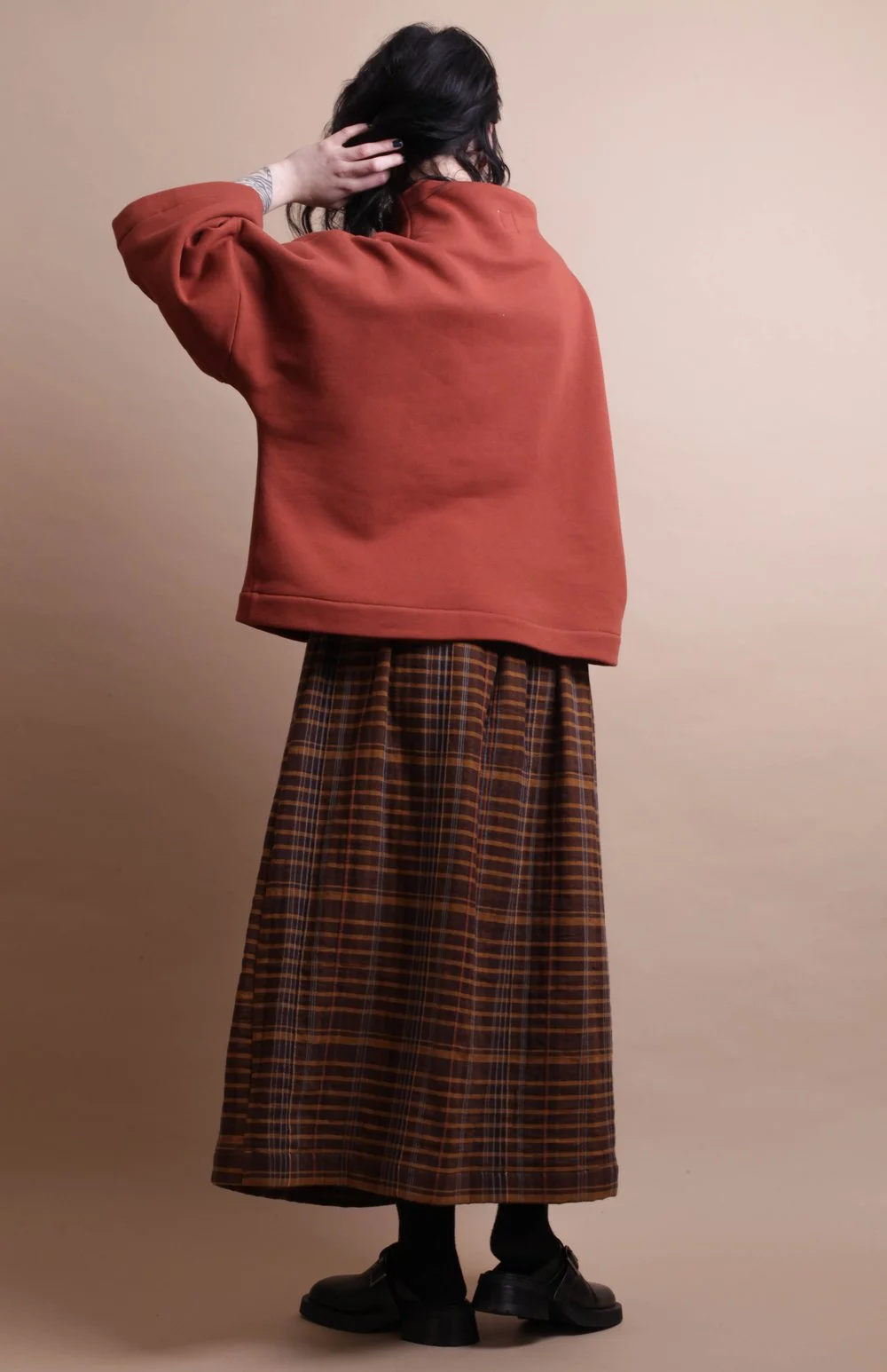 Nadinoo_Coffee_Plaid_padded_skirt_4.jpg