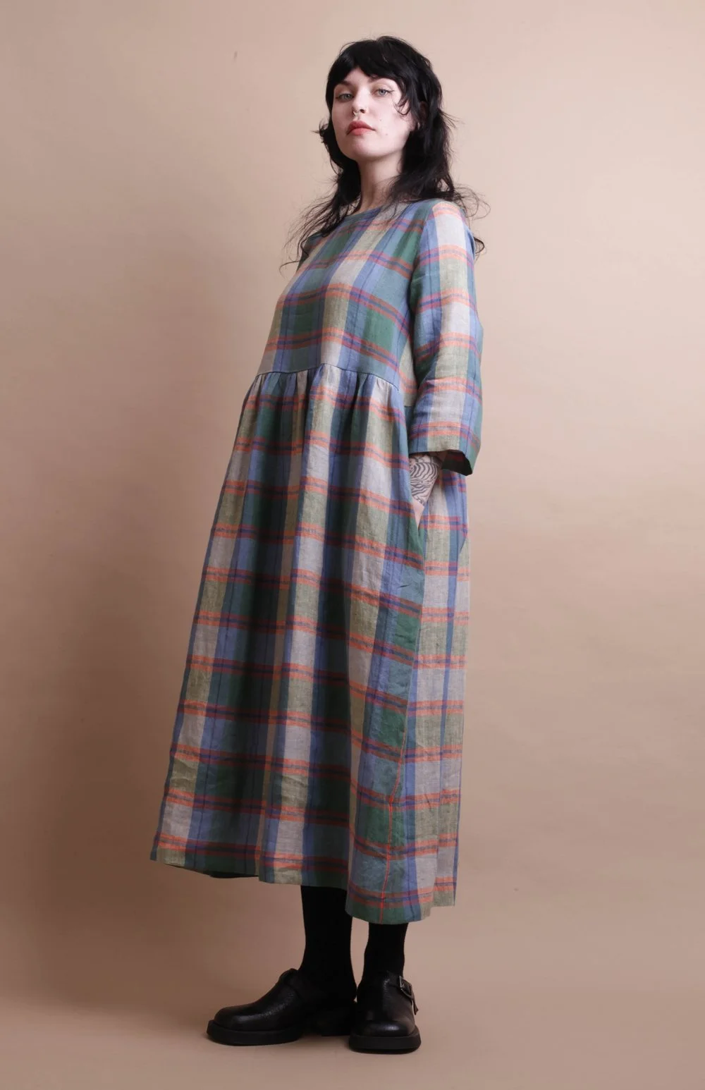 Nadinoo_blue_green_plaid_dress_7.jpg