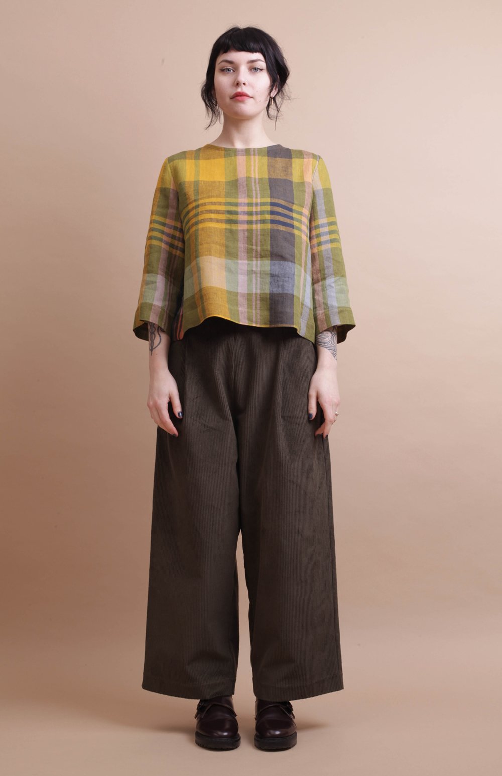 Nadinoo_Olive_Green_check_Top_1.jpg