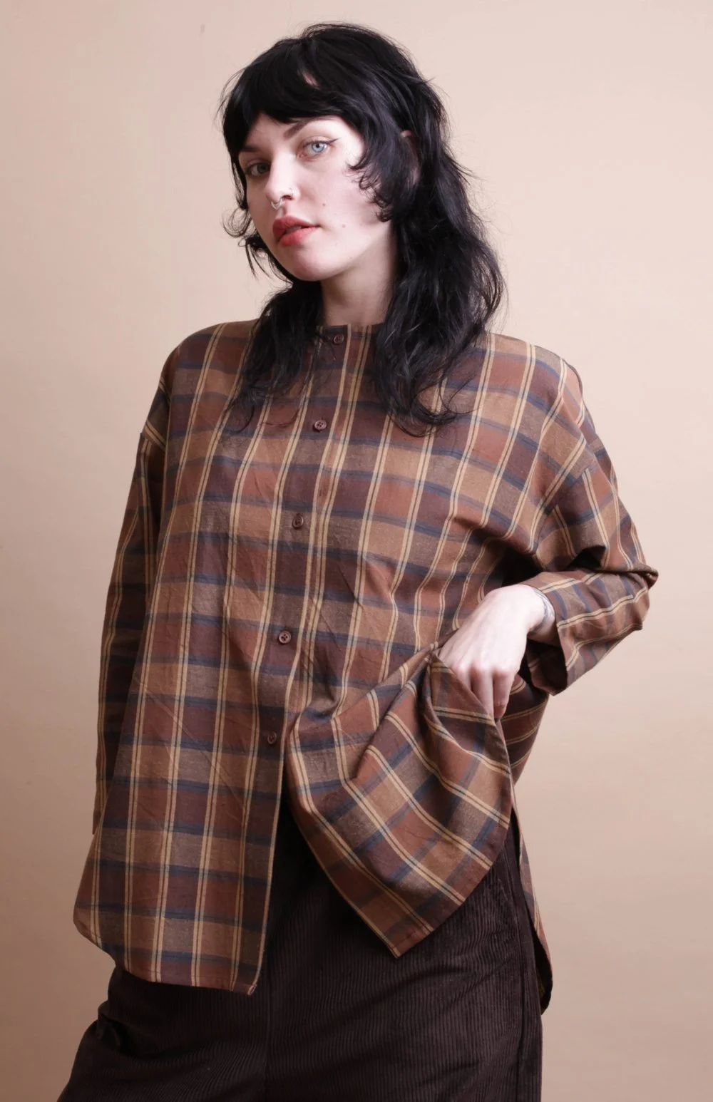Nadinoo_coffee_Plaid_shirt_12.jpg