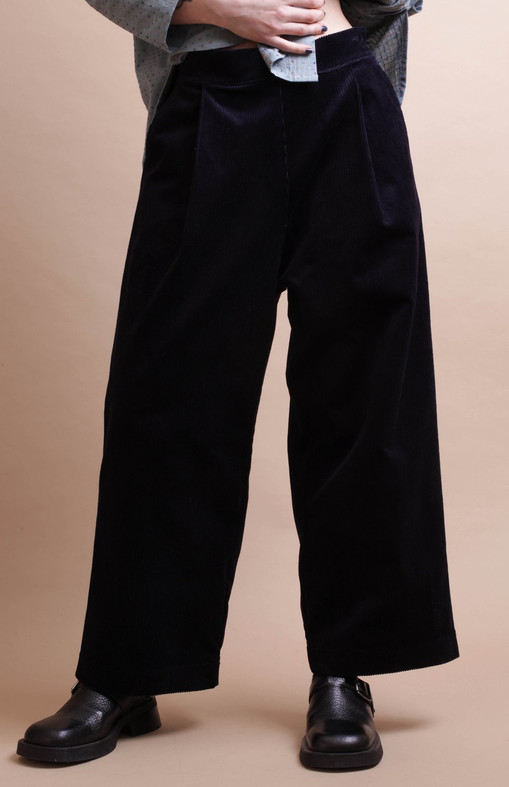 Nadinoo_ink_corduroy_poet_trousers_1.jpg