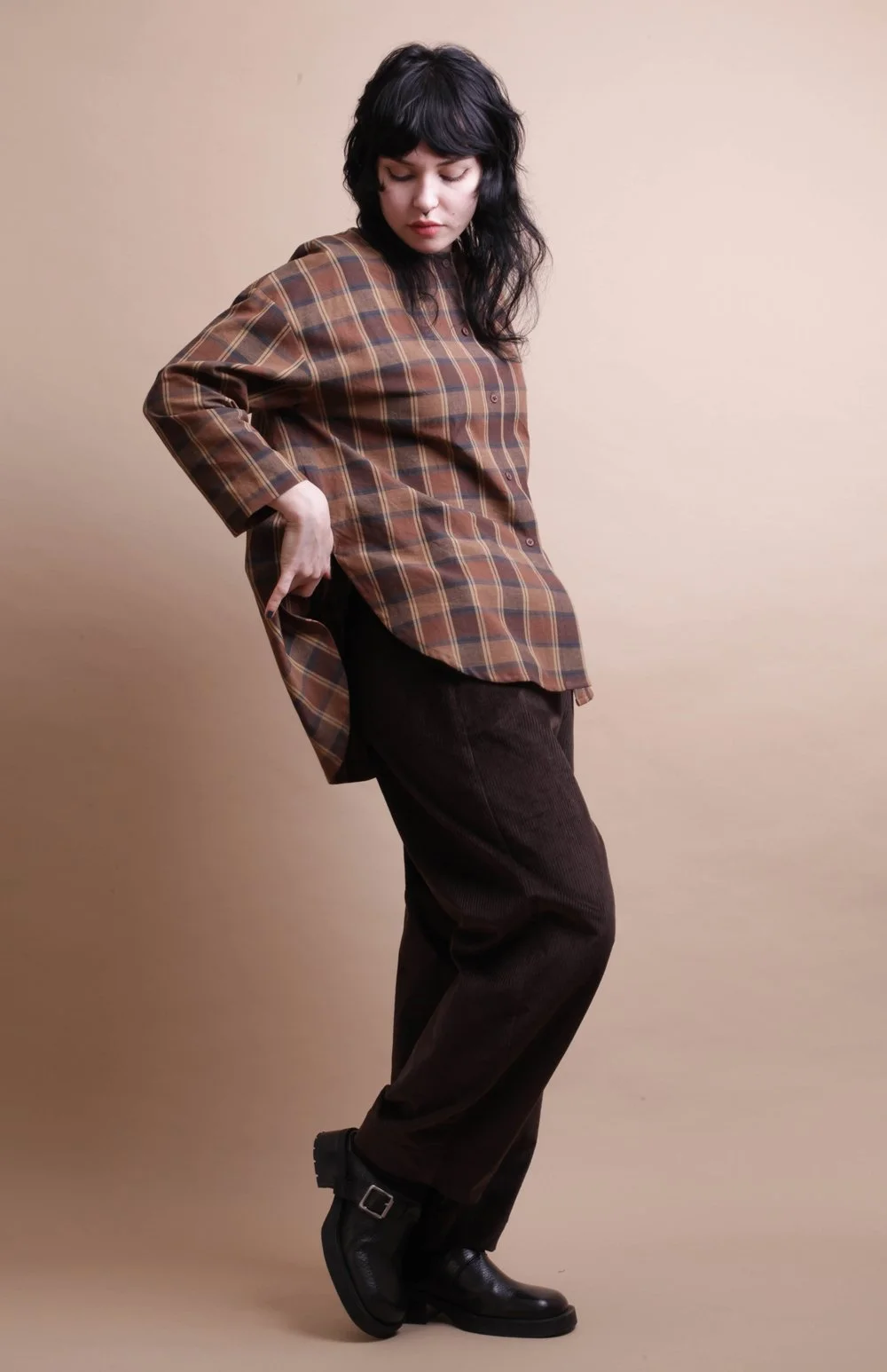 Nadinoo_coffee_Plaid_shirt_11.jpg