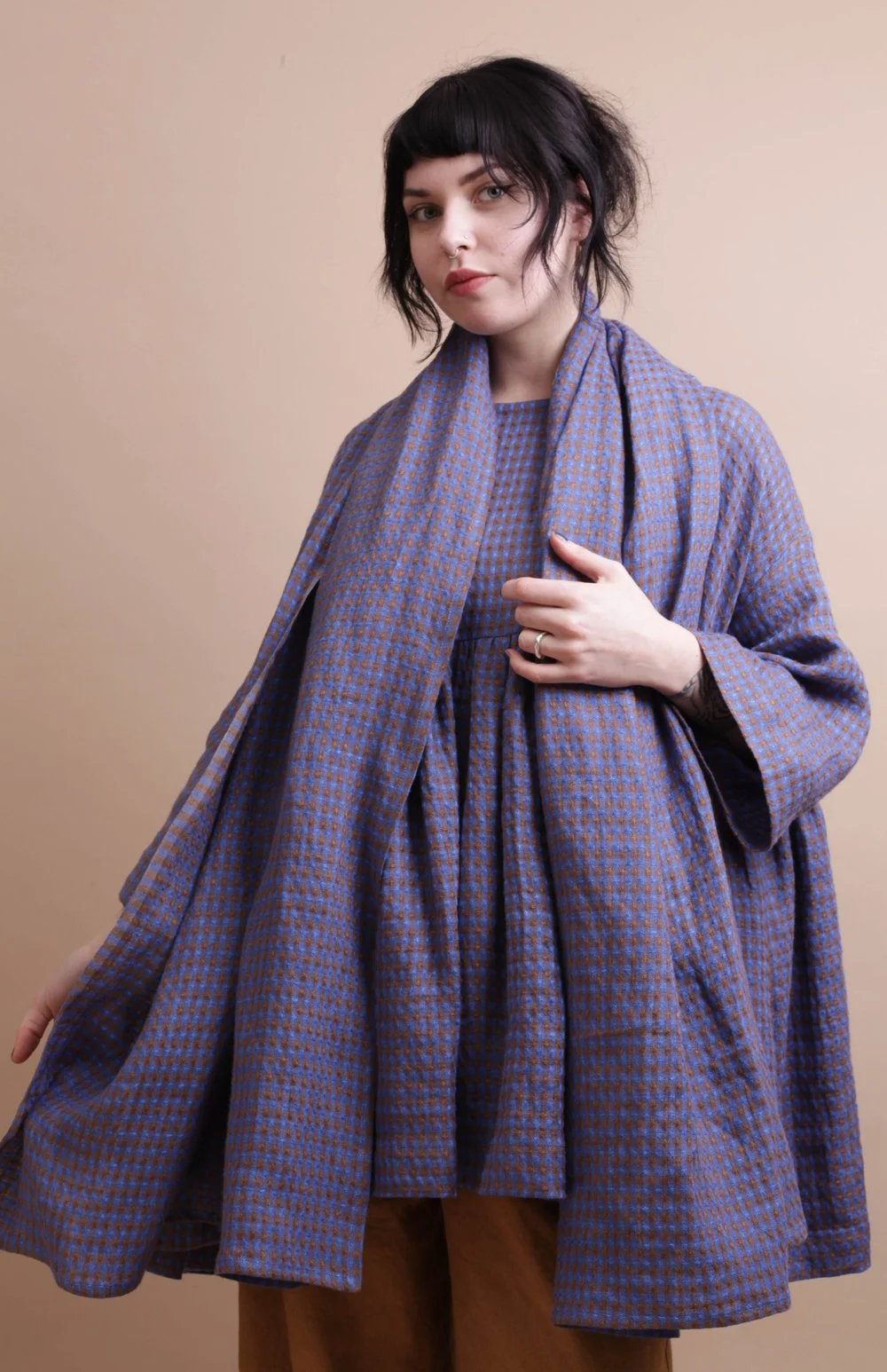 Nadinoo_Tokyo_Top_Brown_Blue_check_26.jpg