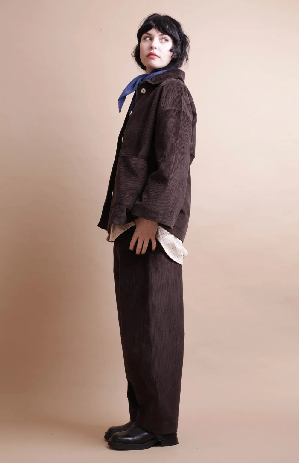 Nadinoo_Coffee_corduroy_balloon_trousers_6.jpg