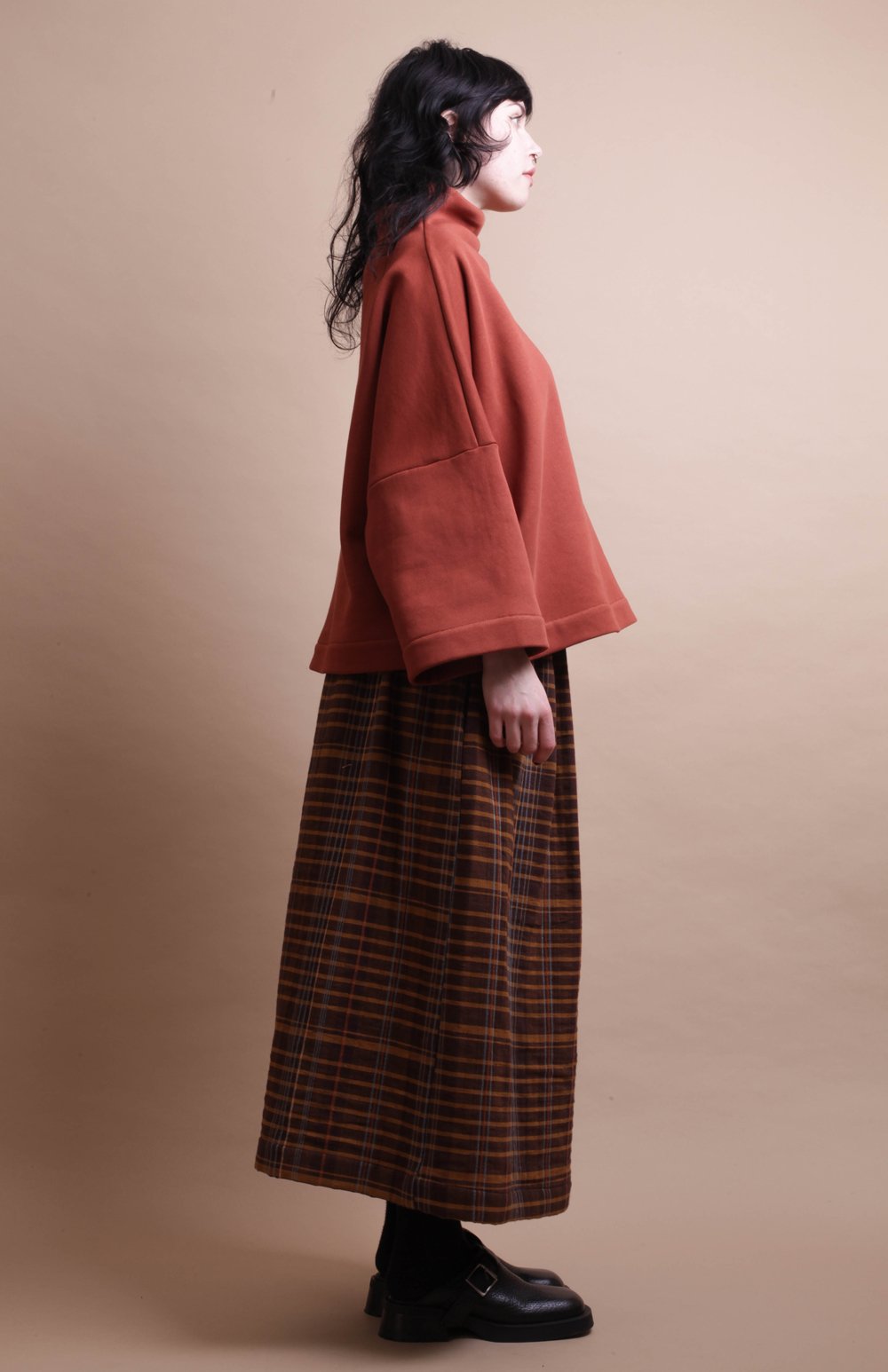 Nadinoo_Coffee_Plaid_padded_skirt_3.jpg