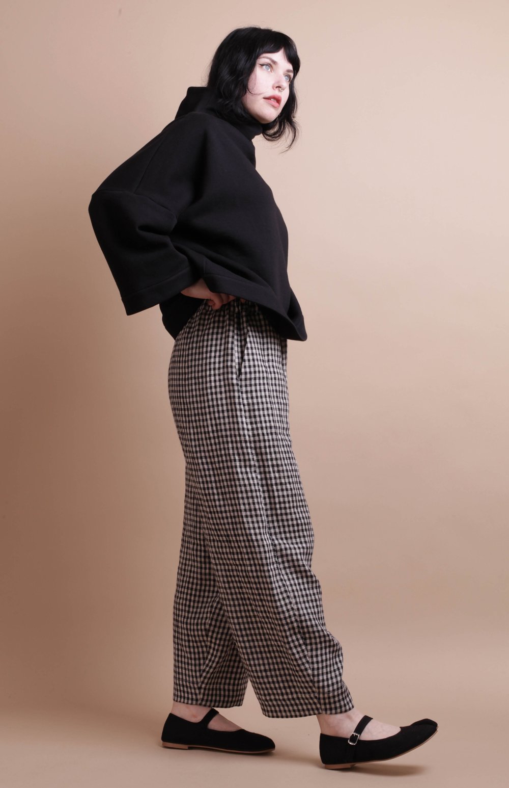 Nadinoo_Charcoal_smock_top_11.jpg