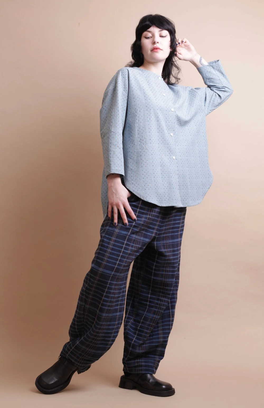 Nadinoo_blue_cross_stitch_shirt_4.jpg