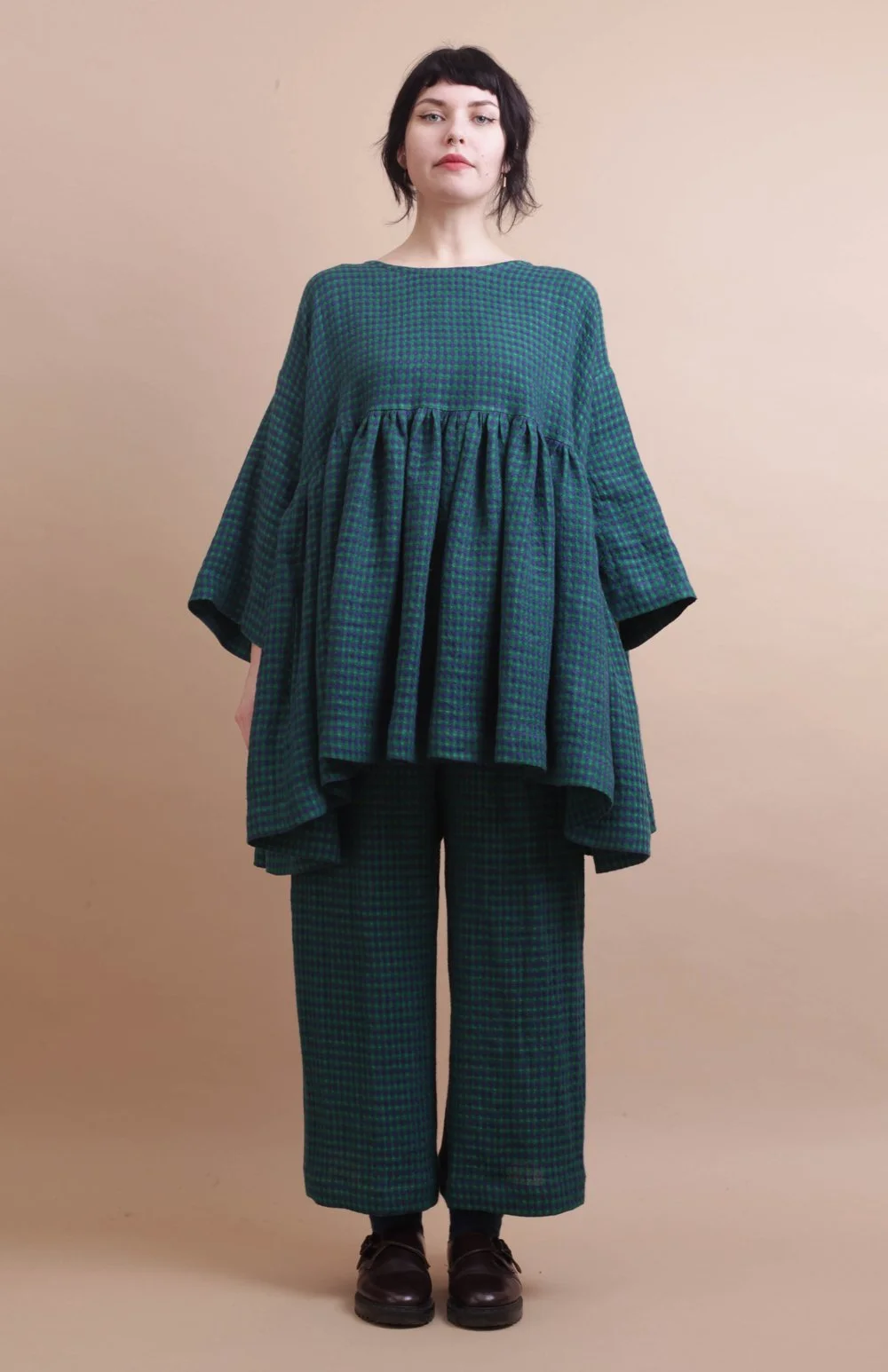 Nadinoo_Tokyo_Top_Navy_Green_check_1.jpg