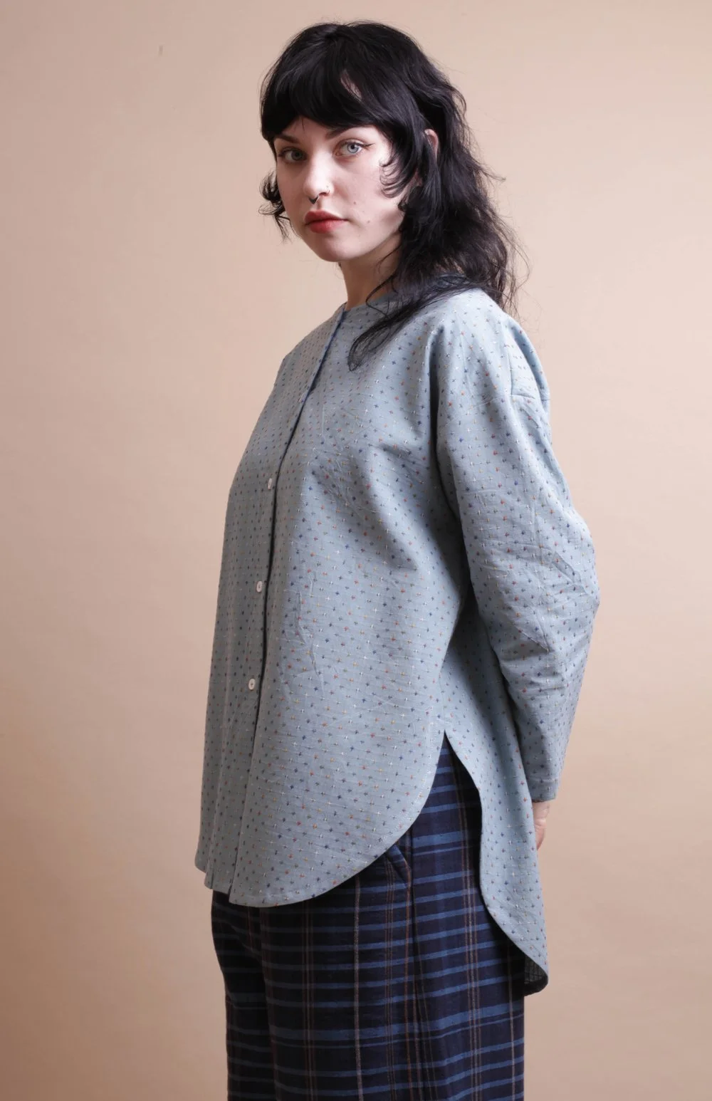 Nadinoo_blue_cross_stitch_shirt_18.jpg